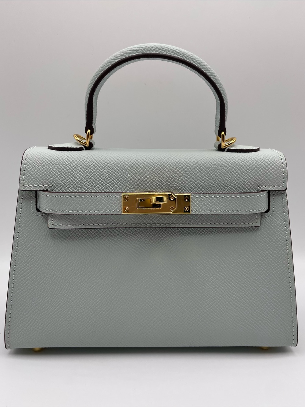 The Kinsley 19 - Pale Bleu